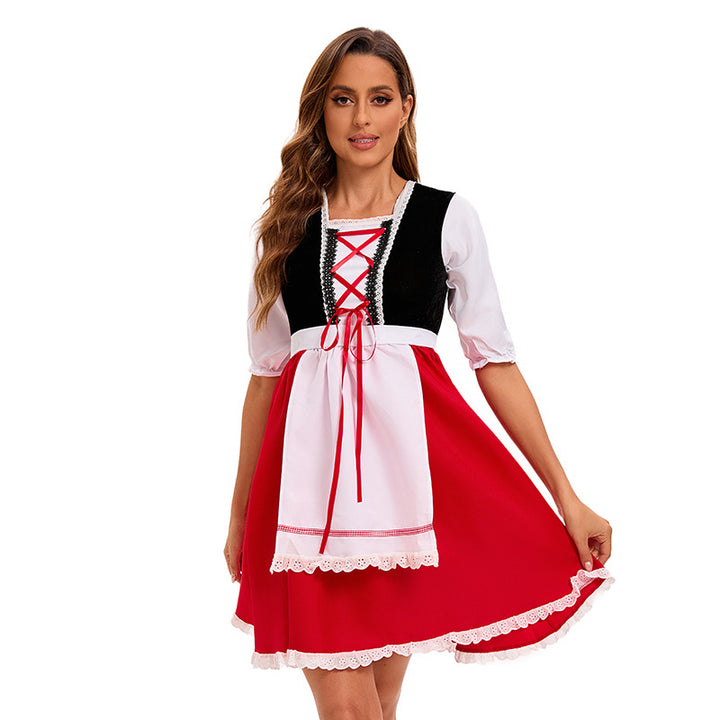 Damen nan Kapuzen-Cape Kostüm mit Schürzenkleid und romantischen Spitzenakzenten Echo Archiv