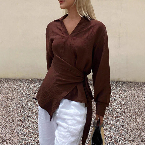 Damen Asymmetrische V‑Ausschnitt Bluse mit Hemdkragen und Ballonärmeln – Avérine