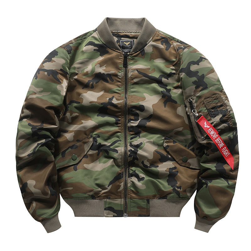Herren Camouflage Piloten‑Bomberjacke mit Ärmeltasche, Utility‑Reißverschluss und gerippten Bündchen Echoarchiv