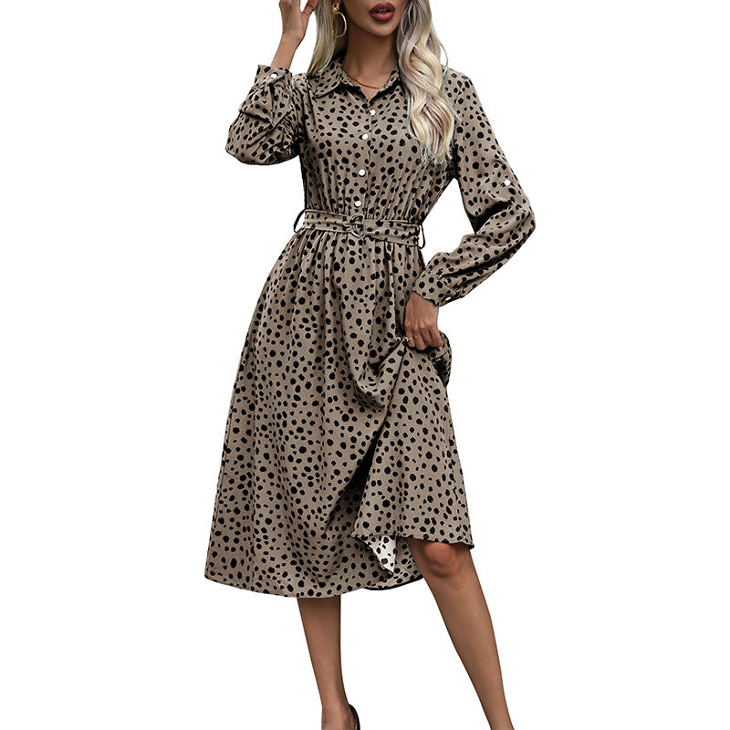 Damen Hemdblusenkleid mit Taillenriemchen, dreiviertel-Ärmeln und seitlichem Schlitz Echoarchiv
