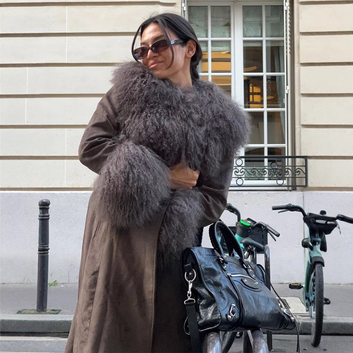 Damen Mantel aus Veloursleder‑Optik mit voluminösem Faux‑Fur‑Schalkragen, Fellmanschetten & Taillengürtel Echoarchiv