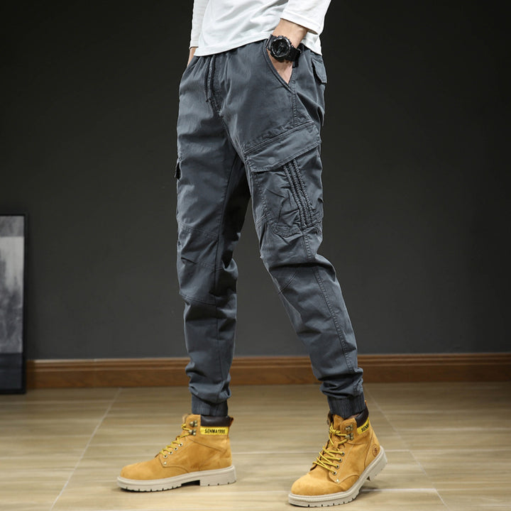 Herren Cargo-Joggerhose mit multifunktionalen Cargotaschen und elastischem Saum – Bravaro