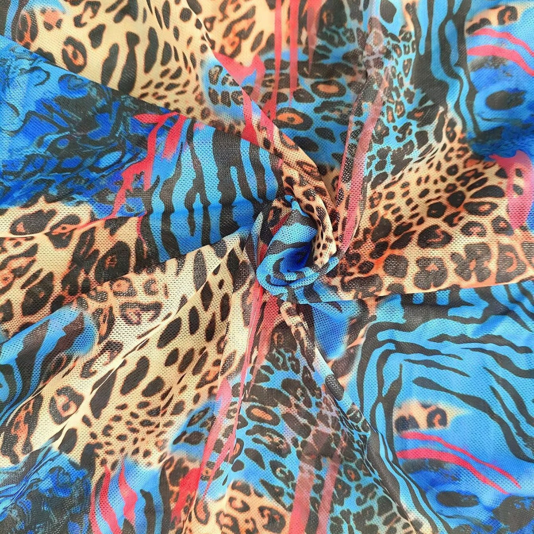 Damen Wickelkleid mit aufregendem Tiermuster und figurbetonendem Schnitt Echo Archiv