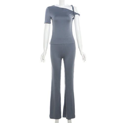 Damen Figurbetontes Jumpsuit mit asymmetrischem Schnitt und eleganter Schulterbetonung Echo Archiv