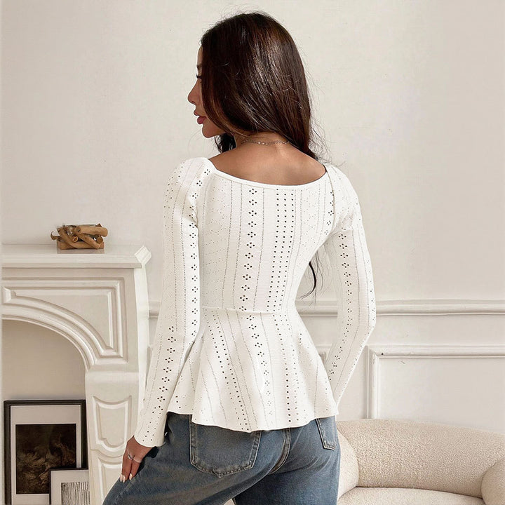 Damen besticktes Broderie-Anglaise Langarm-Top mit Raffung, V‑Ausschnitt‑Effekt und tailliertem Schößchen – Élovi