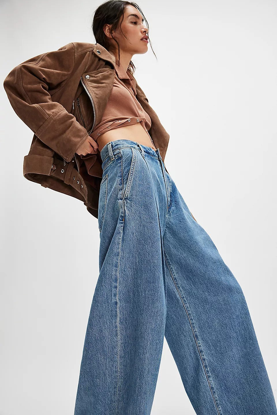 Damen nan hochgeschnittene Denim-Palazzohose mit markanten Bundfalten und extra weitem Bein Echo Archiv