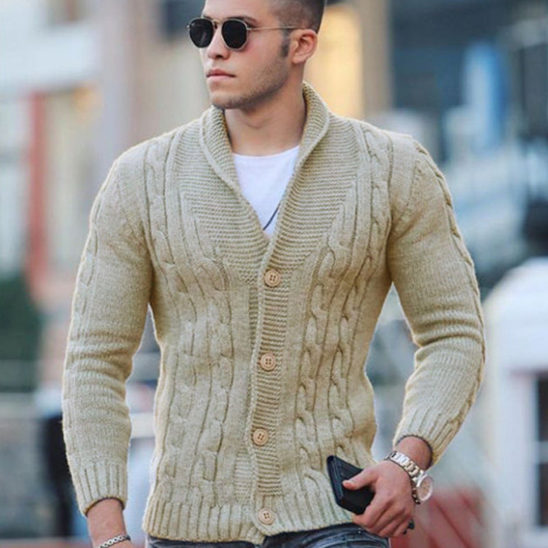 Herren Strickjacke mit einzigartigem Zopfmuster und modischem Schalkragen Echoarchiv
