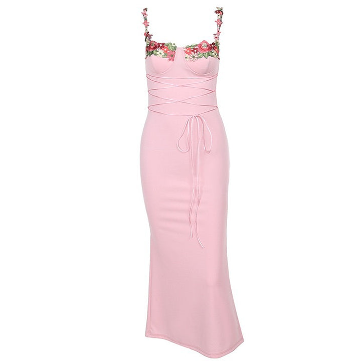 Damen Verspieltes Maxikleid mit floralen Trägern und elegante Raffung Echo Archiv