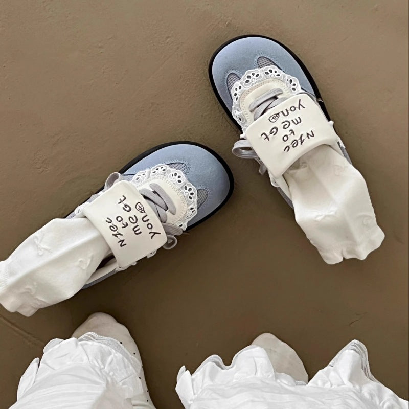 Damen Sneakers mit verspielten Spitzen-Details und weicher Sohle Echo Archiv