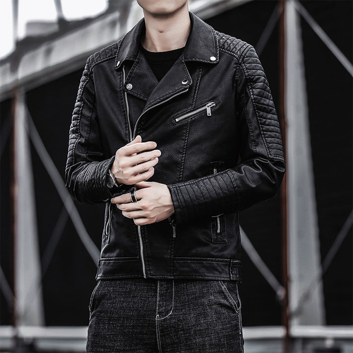 Herren Bikerjacke aus Lederimitat mit gesteppter Ärmelpartie und asymmetrischem Reißverschluss – Taviero