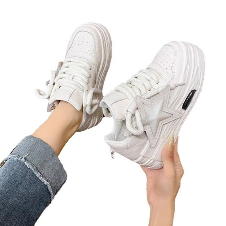 Damen Sportliche Plateau Sneakers mit modischem Sternen-Design Echo Archiv
