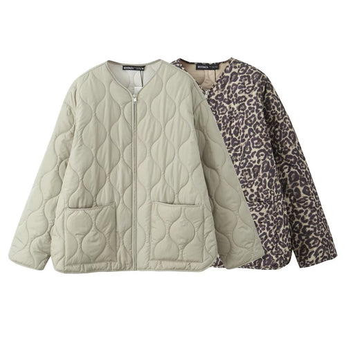 Damen gesteppte Oversize-Quiltjacke mit Rundhalsausschnitt, durchgehendem Reißverschluss und zwei aufgesetzten Taschen – Célinea