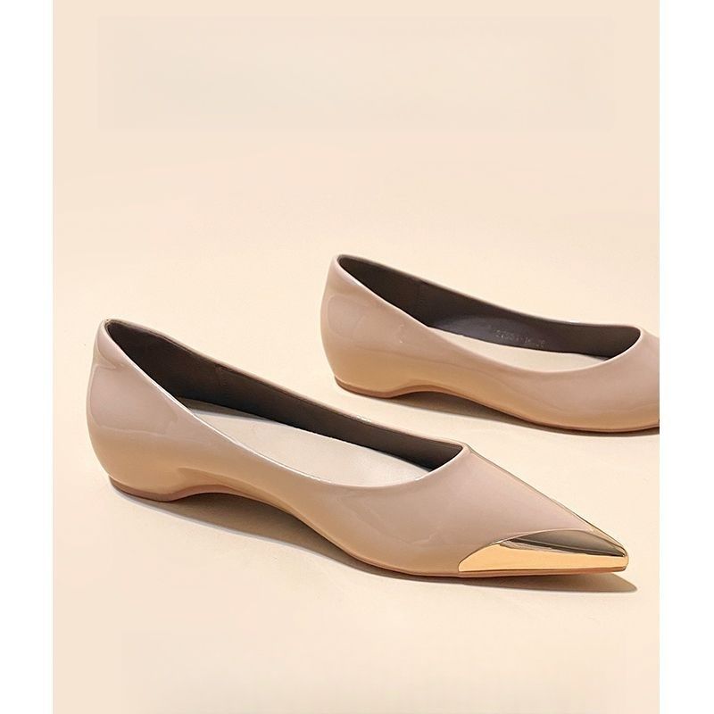 Damen spitz zulaufende flache Ballerina mit Leopardenmuster und Metallkappe – Lioré