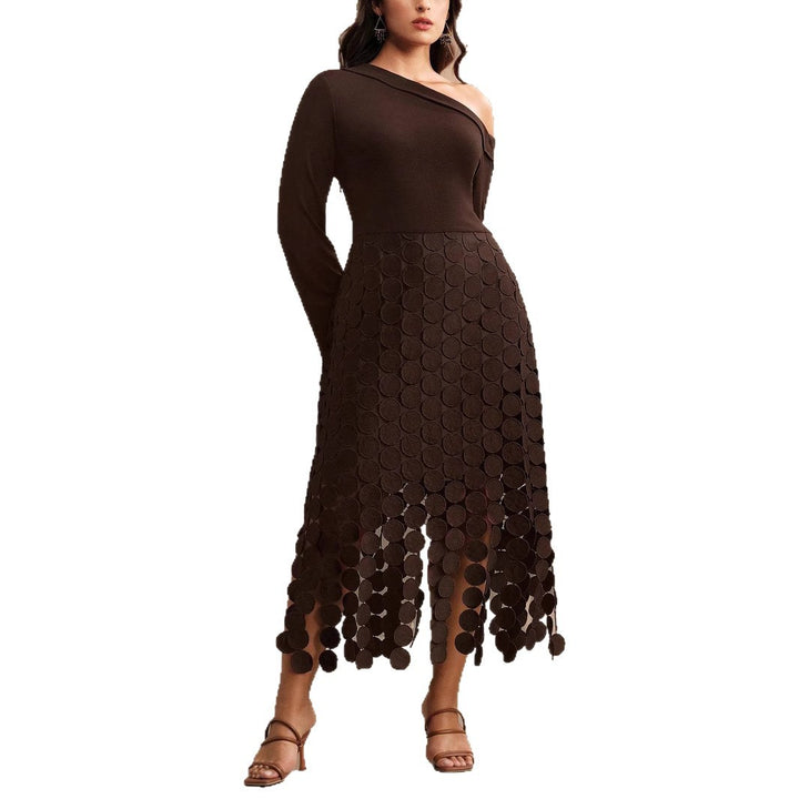 Damen Asymmetrisches Midikleid mit Ein-Schulter-Oberteil und Kreisapplikationsrock – Avérine