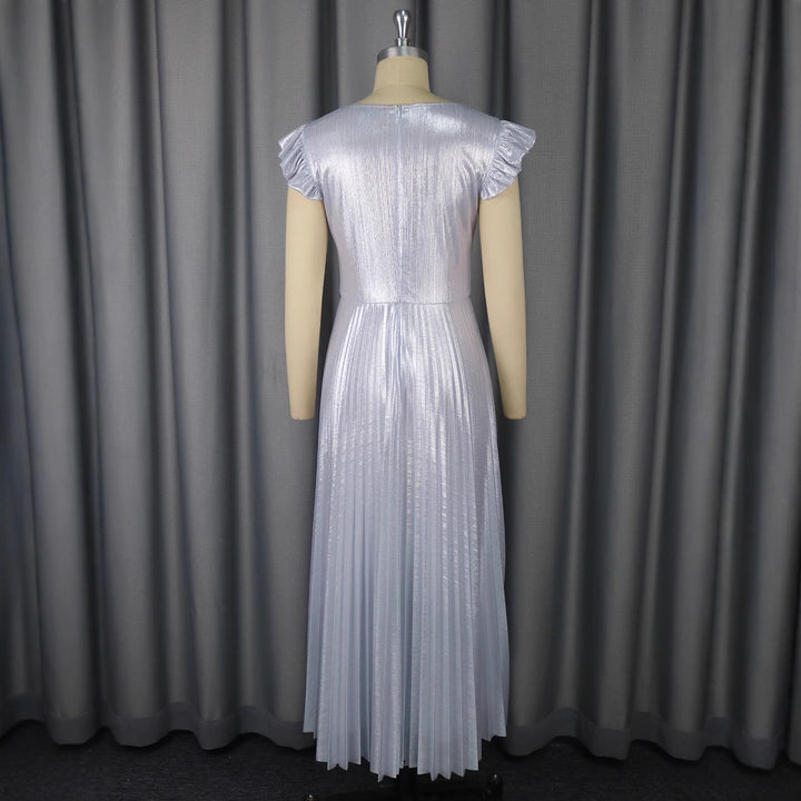 Damen Elegantes Plisseekleid mit funkelnden Details Echo Archiv
