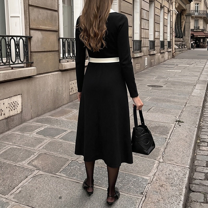 Damen Elegantes Langarmkleid mit Gürtel Echo Archiv