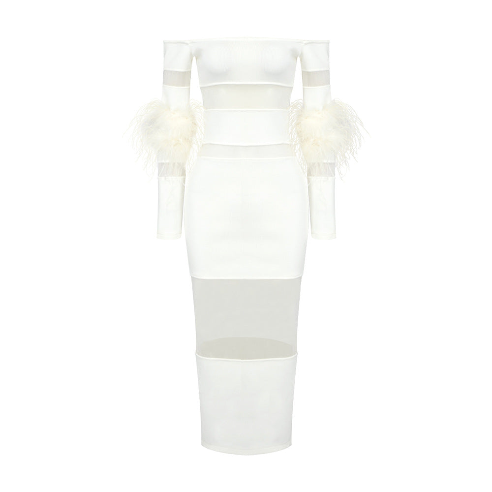 Damen Elegantes Kleid mit transparenten Einsätzen und federverzierten Ärmeln Echo Archiv