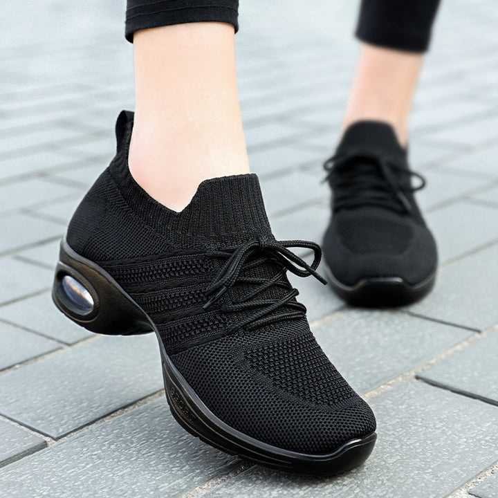 Damen nan avantgardistischer Strick-Plateau-Sneaker mit gepolsterter Air-Unit, sockenähnlichem Einstieg und ergonomischem Memory-Fußbett Echo Archiv