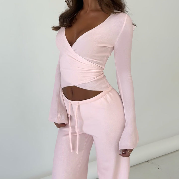 Damen nan Wickel-Cropped-Top mit tiefem V‑Ausschnitt, taillierter Wickelform und langen Glockenärmeln Echo Archiv