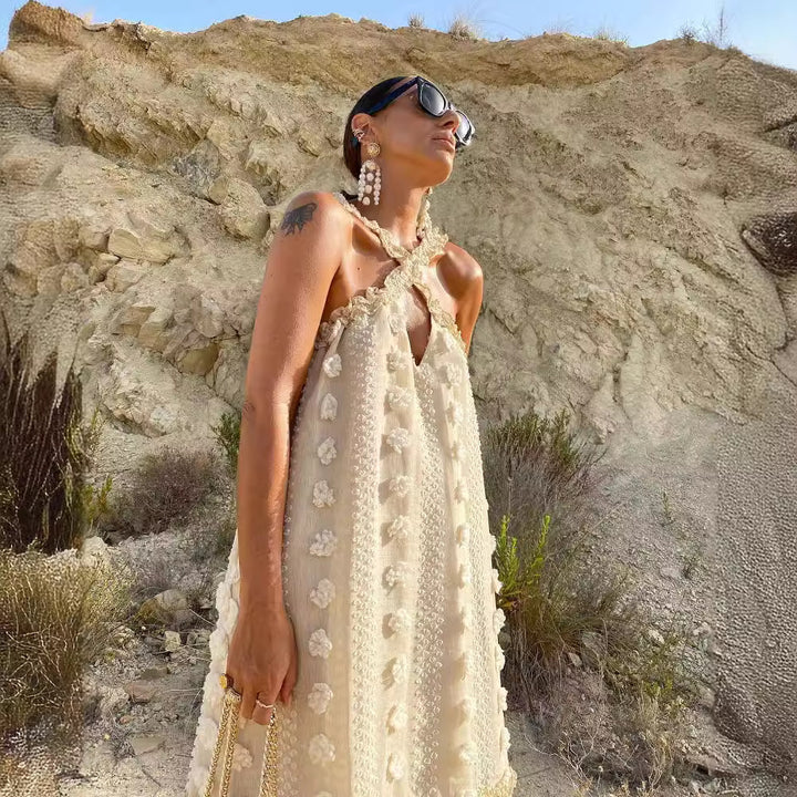 Damen Maxikleid mit raffinierter Stickerei und offenem Rückendesign Echo Archiv