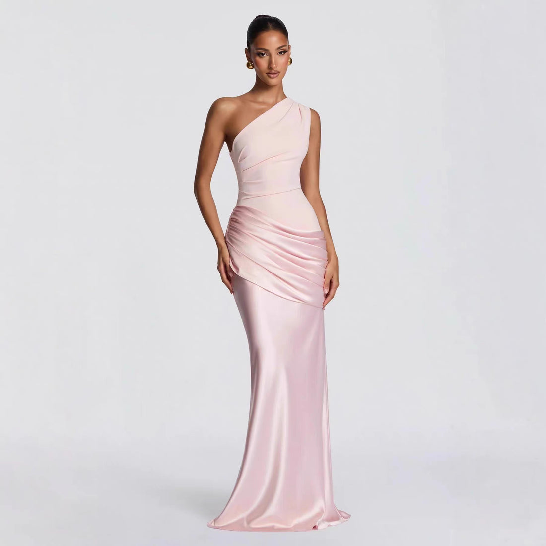 Damen elegantes asymmetrisches Satin-Abendkleid mit Drapé-Design – Élara