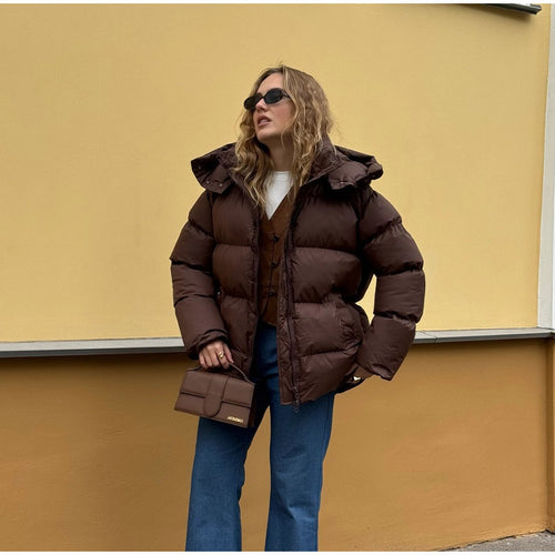Damen Gefütterte Oversize-Steppjacke mit Volumenärmeln und abnehmbarem Kapuzenkragen Echo Archiv