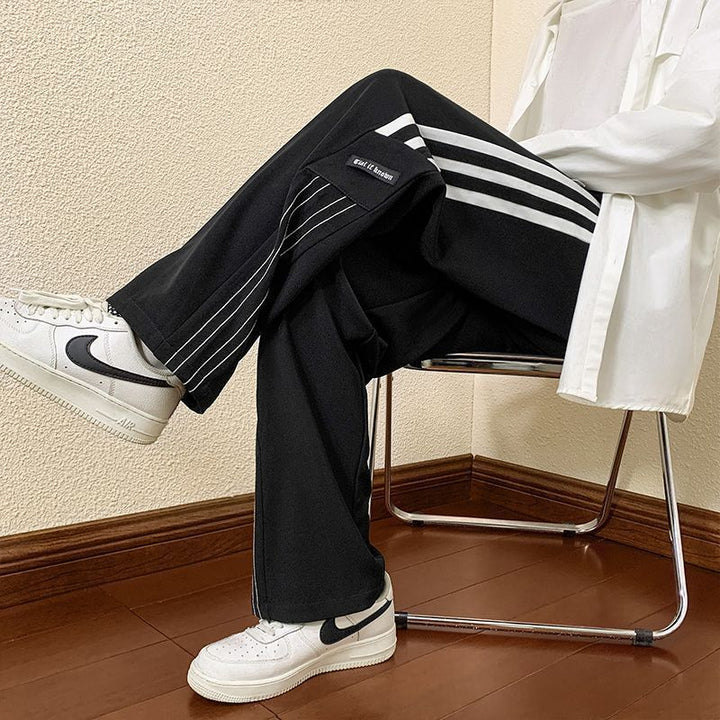 Herren Sportliche Freizeithose mit modernen Seitendetails Echoarchiv
