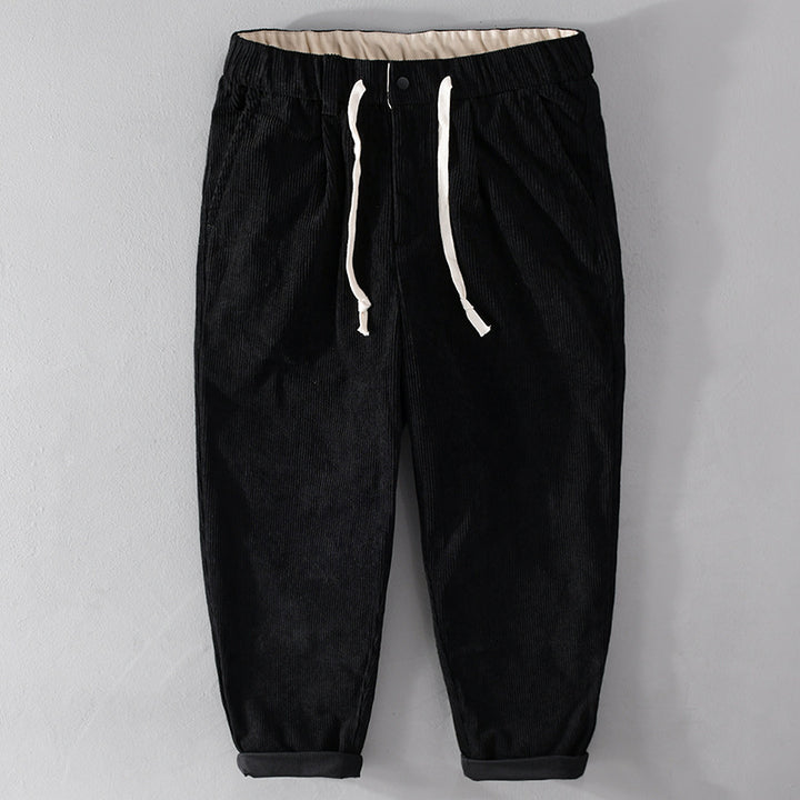 Herren Kordhose im Relaxed‑Tapered mit Kordelzugbund und Umschlag Echoarchiv