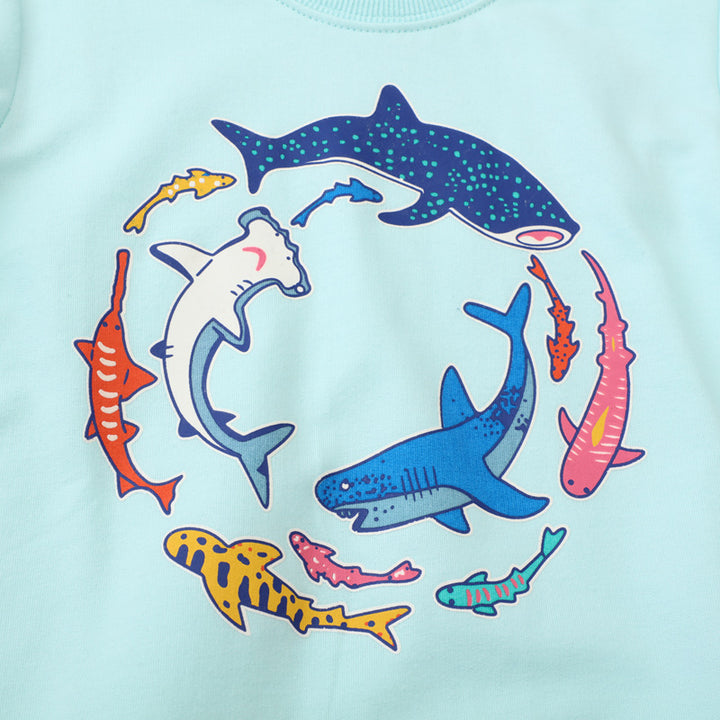 Jungen Sweatshirt mit farbenfrohem Haifisch-Motiv Echo Archiv