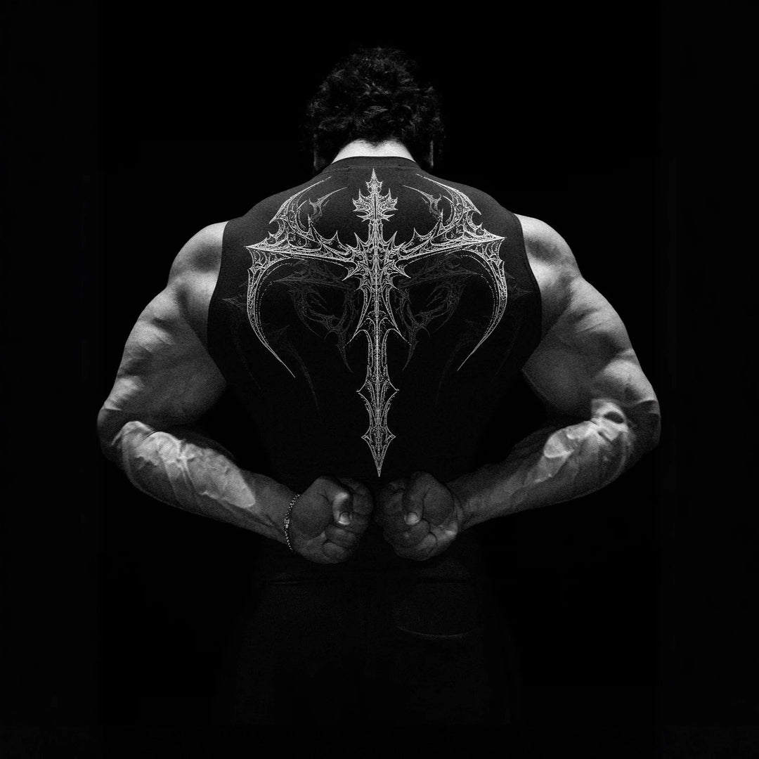 Herren nan figurbetontes Trainings-Tanktop mit tiefen Armausschnitten und filigranem Rückendruck Echo Archiv