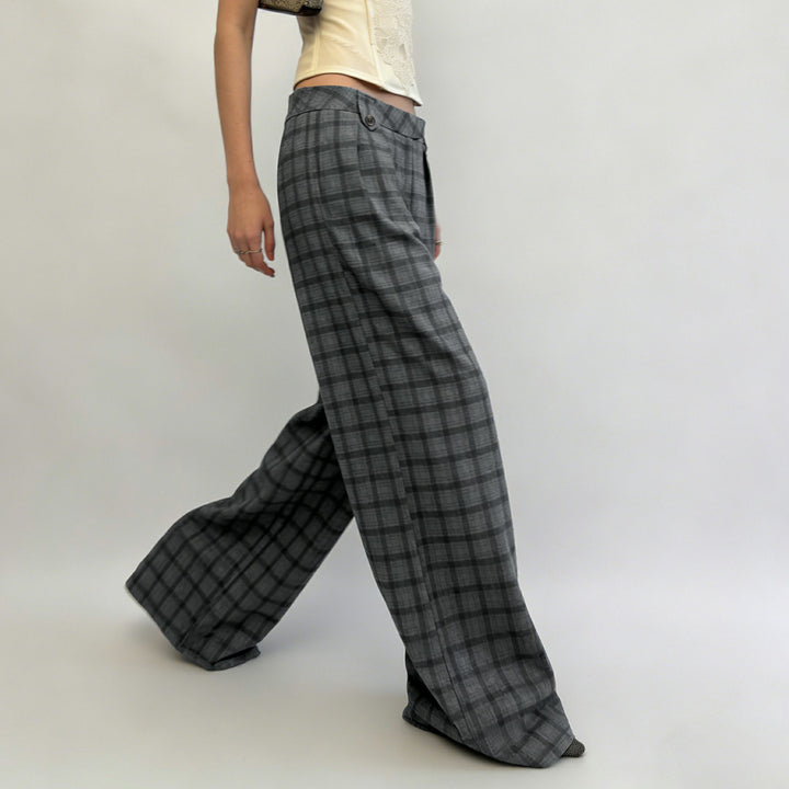 Damen Karohose mit weitem Schnitt und durchdachten Details Echo Archiv