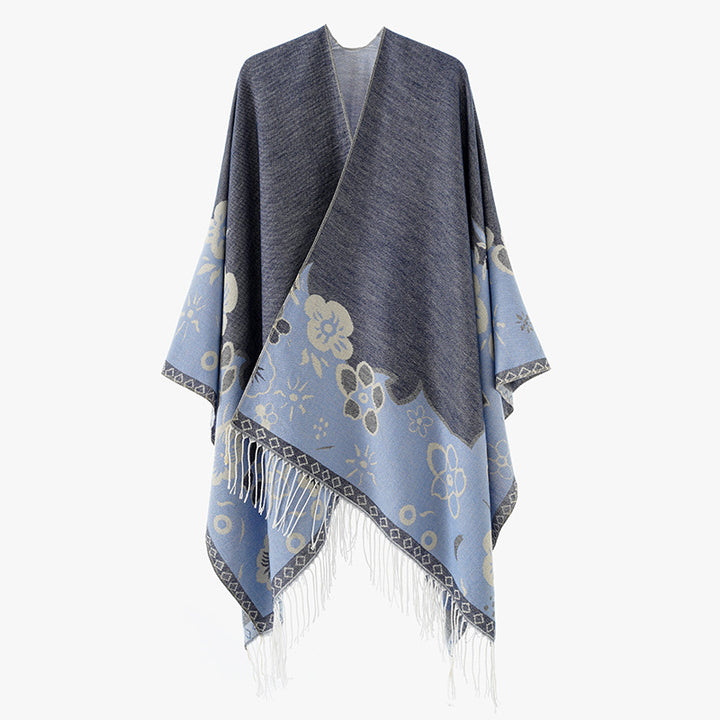 Damen Überwurfponcho im Kimono‑Stil aus Jacquardstrick mit floralem Bordürenmotiv und Fransensaum – Célinea