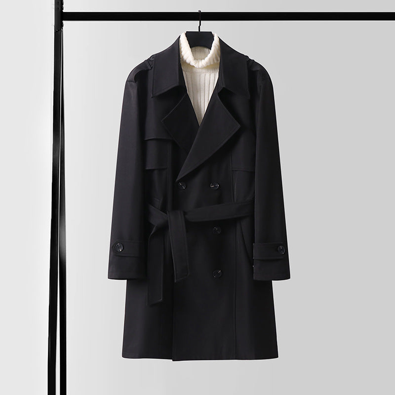 Damen Doppelreihiger Kurztrenchcoat aus leichtem Wollmix mit soften Fall und Schulterklappen Echoarchiv