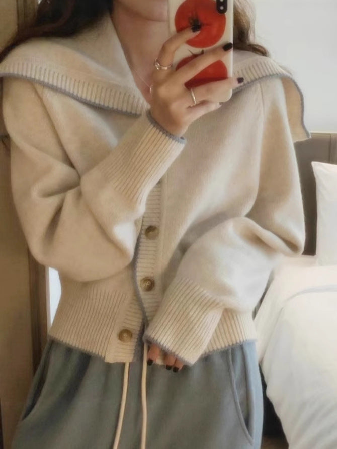 Damen Strickcardigan mit übergroßem Matrosenkragen und kontrastkante Echoarchiv