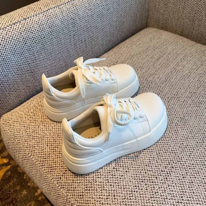 Damen Chunky Sneakers mit bequemer Plattform und stylischem Design Echo Archiv