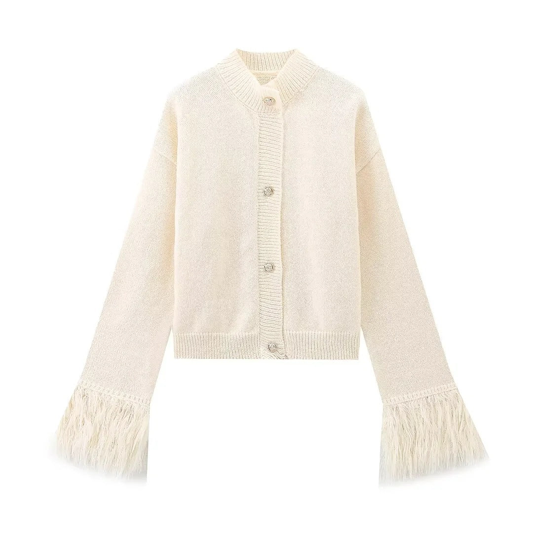 Damen 300+ Cropped Strickjacke mit Fransenärmeln und Perlenknopfleiste Echo Archiv