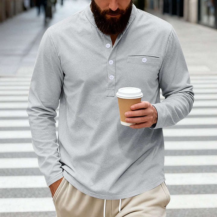 Herren nan langärmeliges Henley-Shirt mit Stehkragen, Brusttasche und dekorativer Knopfleiste Echo Archiv
