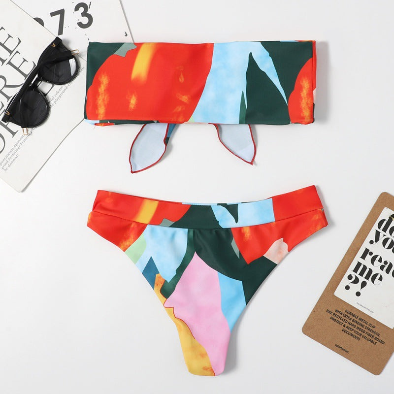 Damen Bandeau-Bikini mit verspieltem Knoten und farbenfrohem Design Echo Archiv