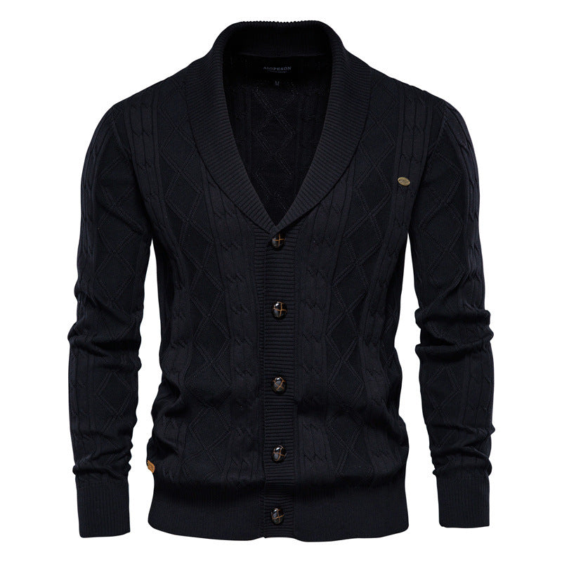 Herren Strickjacke mit stilvollem Überkragen und klassischem Muster Echoarchiv