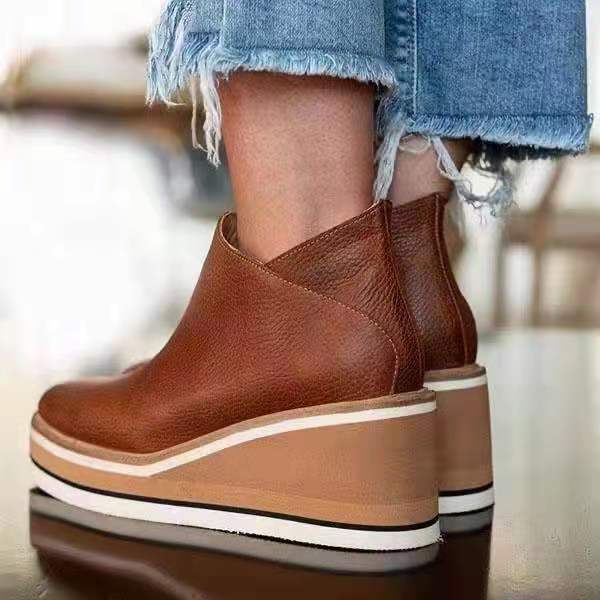 Damen nan Keilabsatz-Stiefelette mit verstecktem Plateau und elastischen Einstiegsleisten Echo Archiv