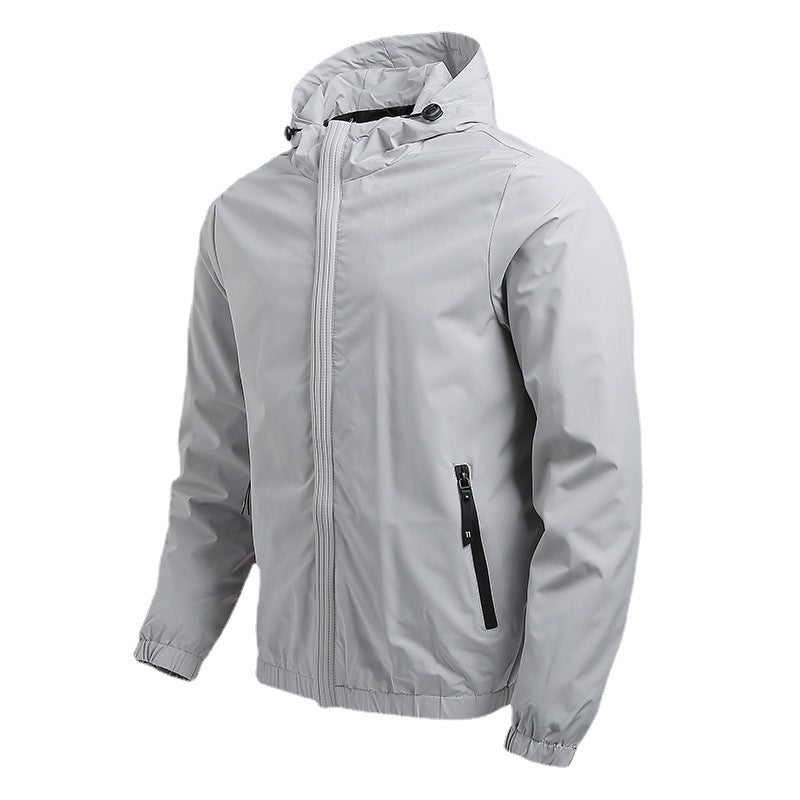Herren Leichte Kapuzen-Softshelljacke im Urban-Utility-Stil mit verdecktem Frontreißverschluss und Reißverschlusstaschen Echoarchiv