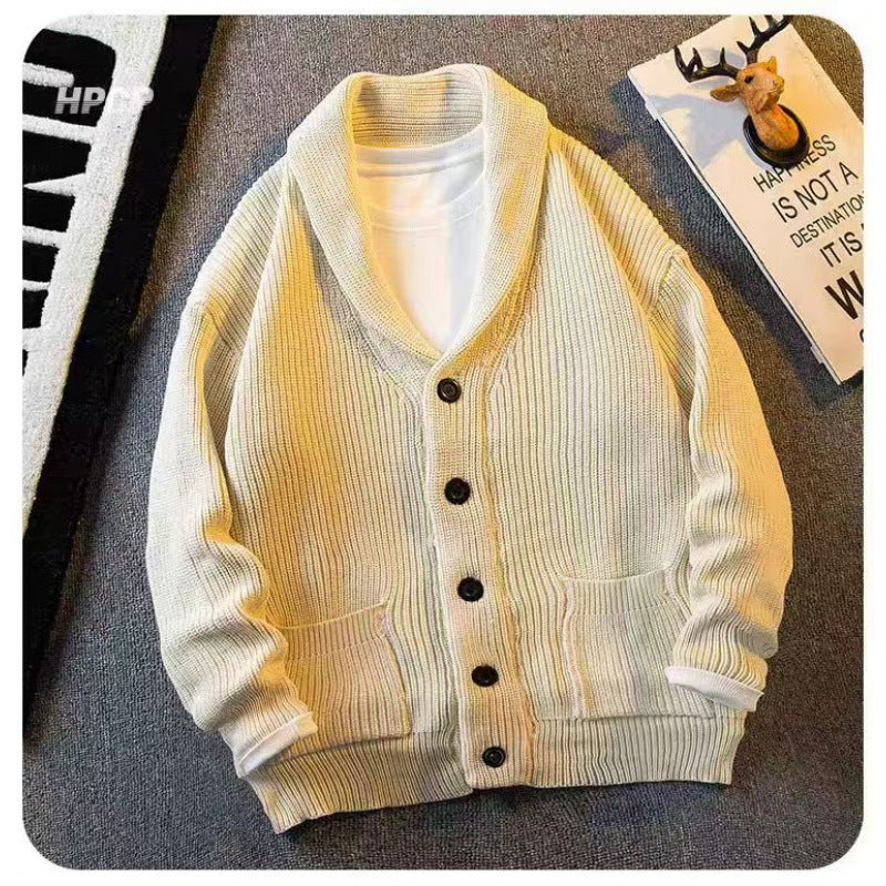 Herren Schalkragen-Cardigan aus grobem Rippstrick mit Taschen & Knopfleiste Echoarchiv