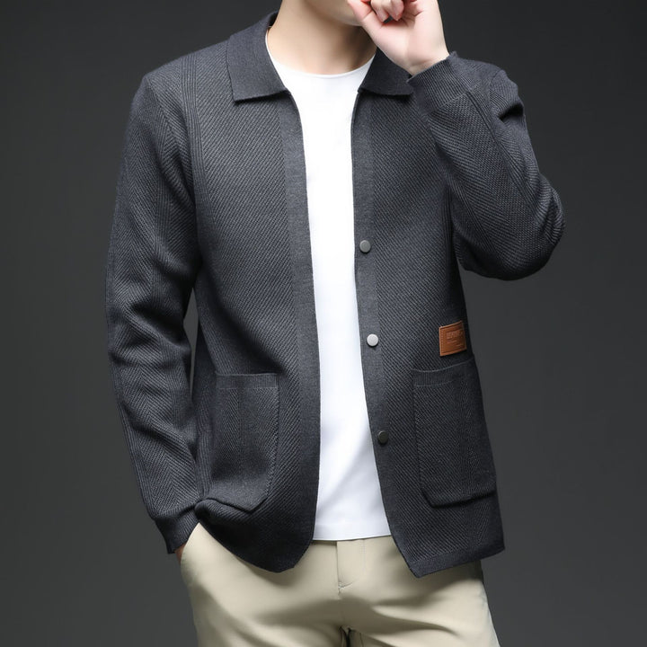 Herren Strickjacke mit legerem Schnitt und Klassischem Kragen Echoarchiv