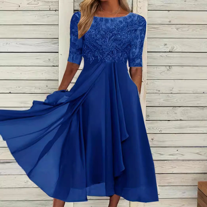 Damen nan elegantes Cocktailkleid mit bestickter Korsage, U-Boot-Ausschnitt und fließendem Chiffonrock Echo Archiv