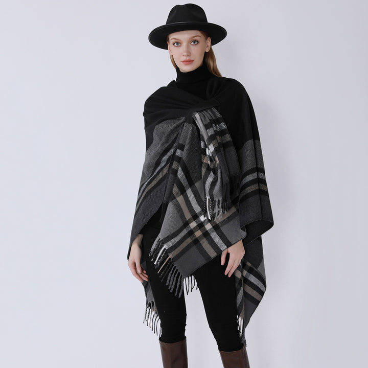 Damen Cape-Umhang aus Wollmix mit Bindegürtel und Karodessin Echo Archiv