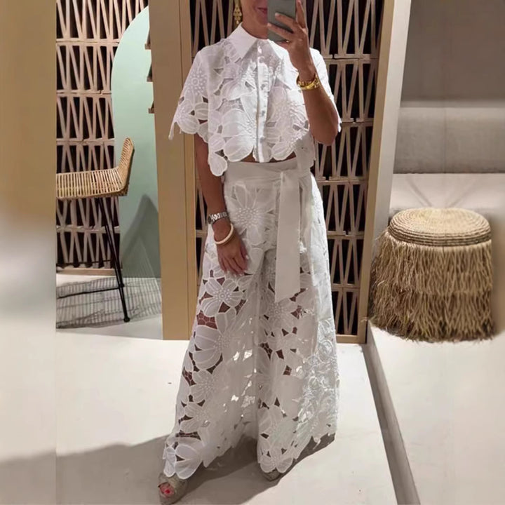 Damen nan zweiteiliges Spitzenensemble mit bauchfreier Bluse und weiter Palazzohose Echo Archiv
