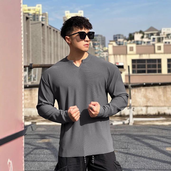 Herren Langarmshirt mit innovativem Rippdesign und modischem Stehkragen Echoarchiv