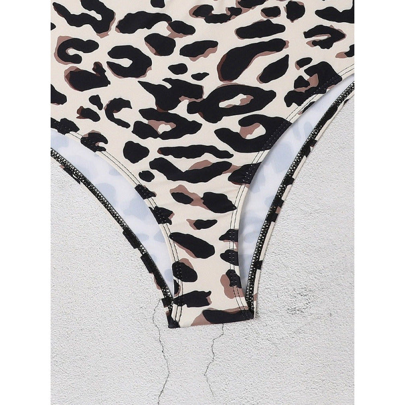 Damen Bikini-Set mit modischem Cropped-Oberteil und hoch geschnittenem Unterteil Echo Archiv