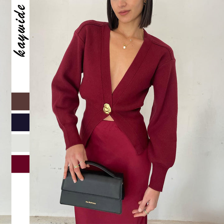 Damen taillierter Kurzcardigan mit tiefem V-Ausschnitt und dekorativem Zierknopf – Veloura