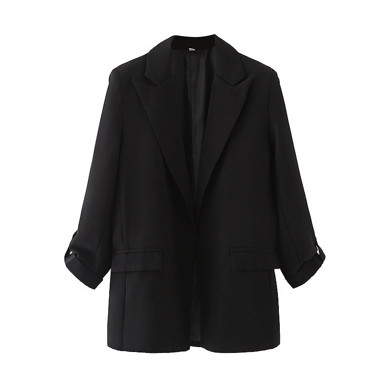 Damen lang geschnittener Oversize-Blazer mit weitem Revers aufgesetzten Pattentaschen und krempelbaren Ärmeln – Valéne
